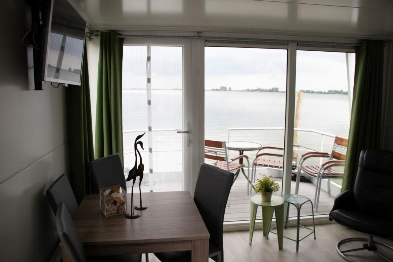 Houseboat Uitzicht Over Veluwemeer, Natuurlokatie, Prachtige Vergezichten ビッディングハイゼン エクステリア 写真