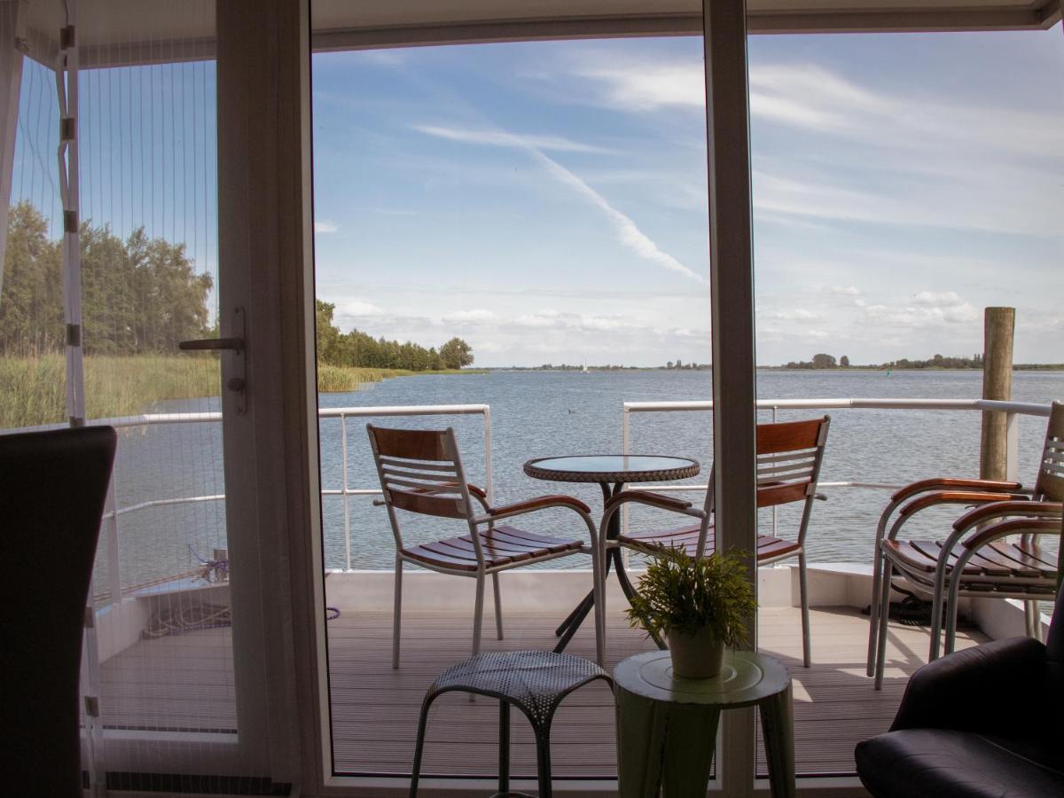 Houseboat Uitzicht Over Veluwemeer, Natuurlokatie, Prachtige Vergezichten ビッディングハイゼン エクステリア 写真